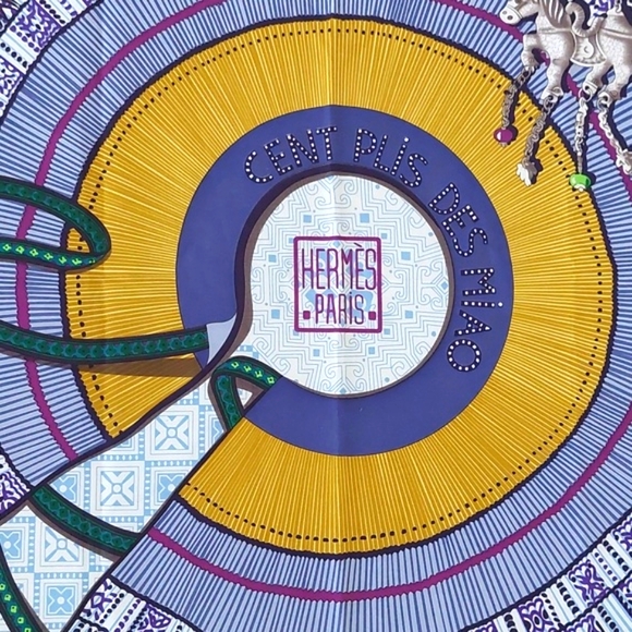 Hermes cent plis des miao scarf - Picture 2 of 15